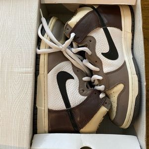 Preowned good Condition